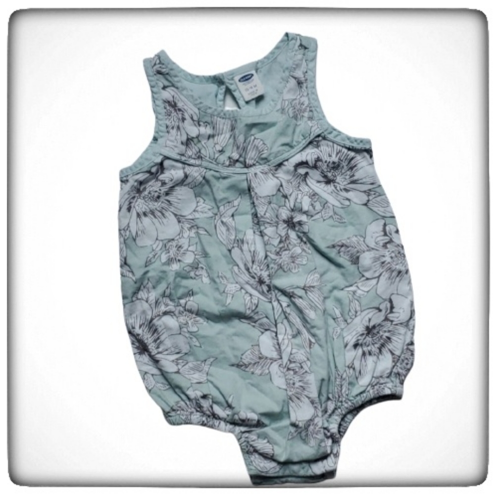 Old Navy Flower Summer Onsie-Size 12-18M